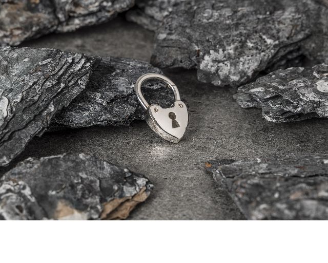 Portachiavi argento moschettone con lucchetto a forma di cuore
