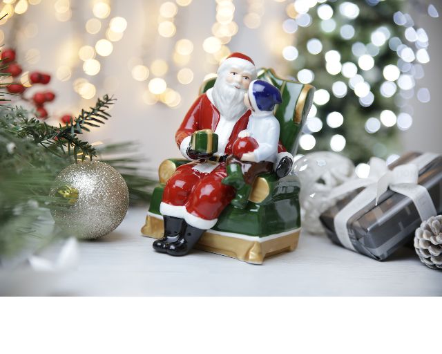 Idea regalo natale babbo natale in poltrona christmas toys porcellana