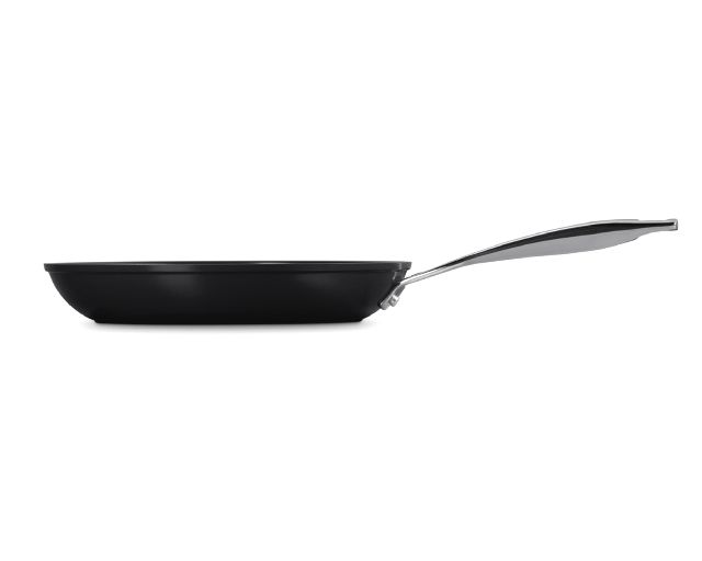Padella Bassa Essential In Ceramica Antiaderente Le Creuset
