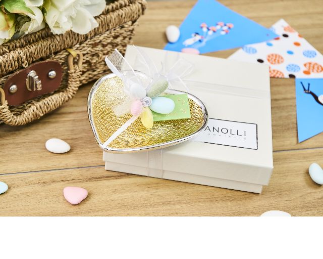 Piattino cuore oro con ciuffo portaconfetti