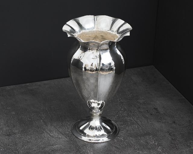 Vaso argento 369 grammi in stile settecento usato ricondizionato