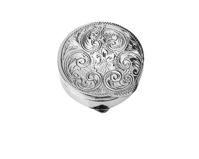 Pill box silver with engraving