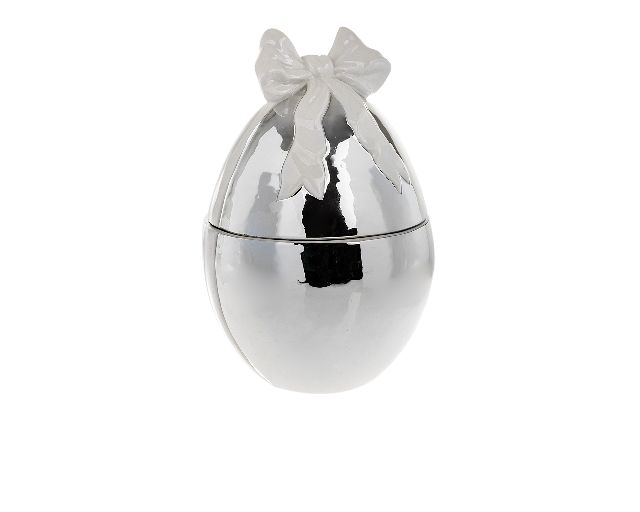 Egg box with bow
