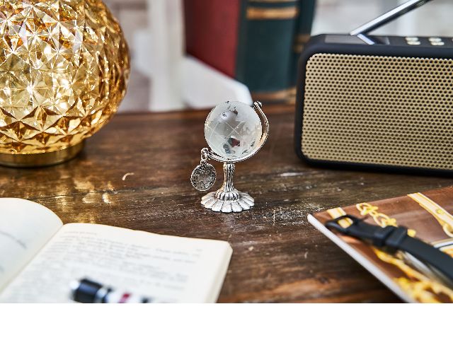Globe With Globe Pendant Box And Sugared Almonds Selezione Zanolli 170629 912mz20313hx