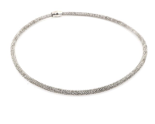 Collana argento rodiato con chiusura a calamita