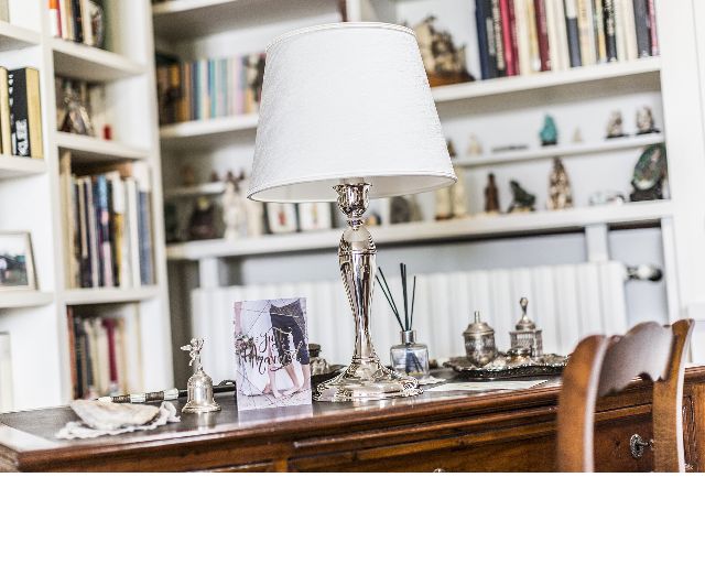Lamp Silver With White Lampshade Selezione Zanolli
