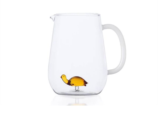 Pitcher animal farm turtle
