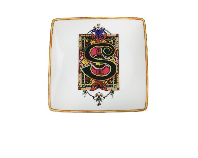 Plate alphabet porcelain letter s