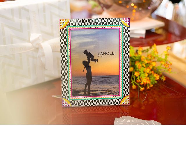 Picture frame decor ethnic