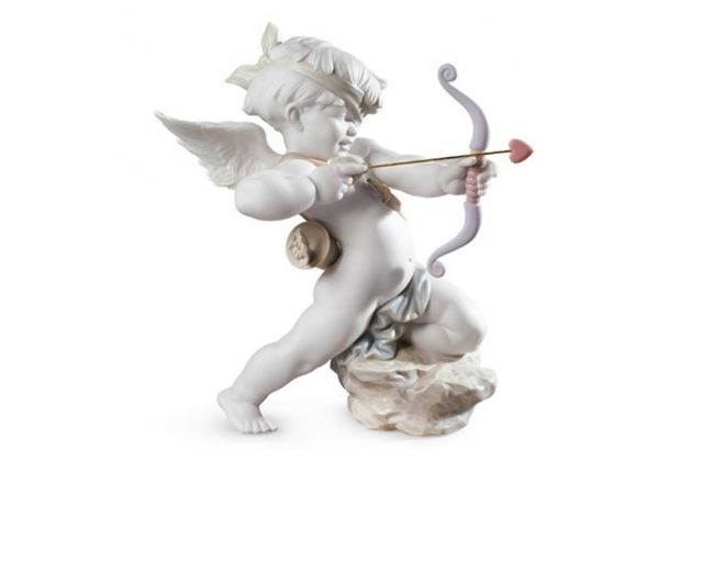 Straight to the heart porcelain