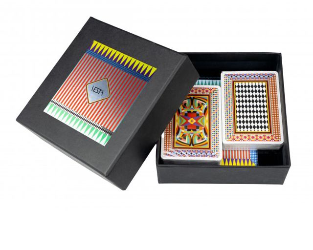 Set carte da gioco con block notes e matita
