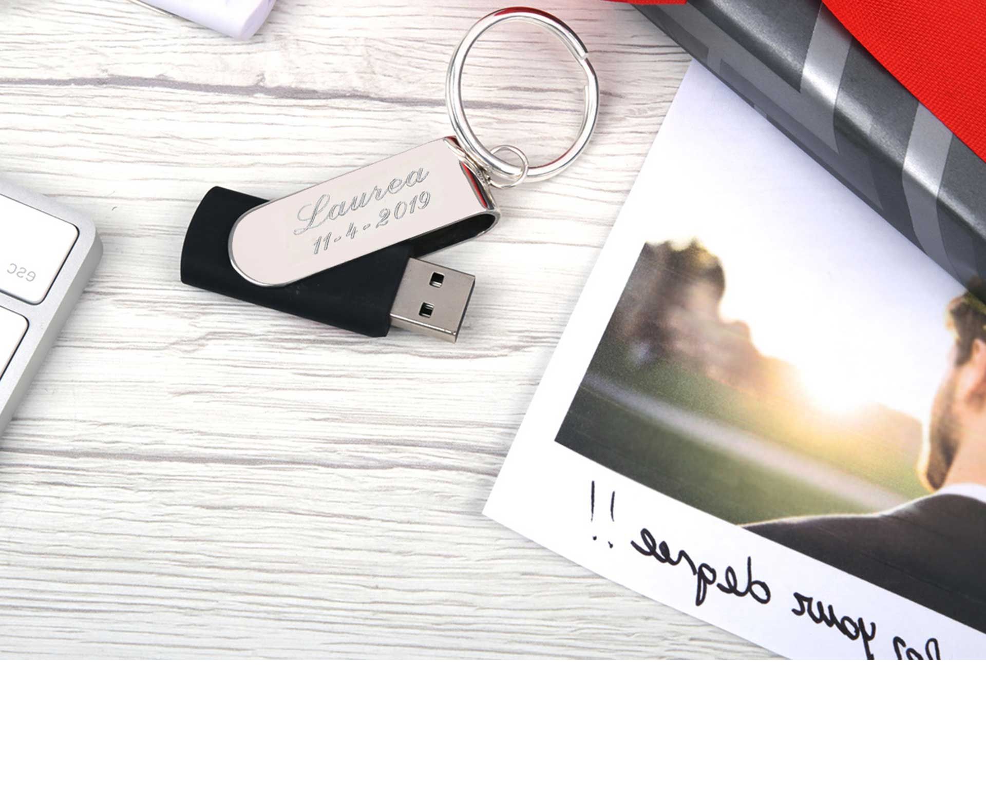 Usb Keychain Silver Smooth With 16 Giga Memory Selezione Zanolli 151263 5936281z