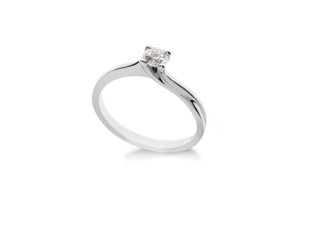 Solitario oro 750‰ con diamante