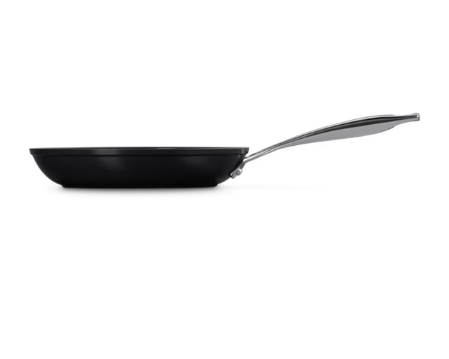 Low Pan Essential Le Creuset