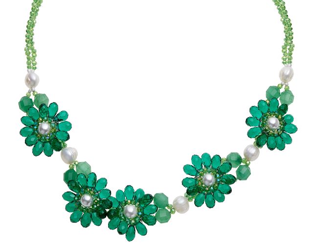 Necklace central flowers with pearls, crystals and green beads