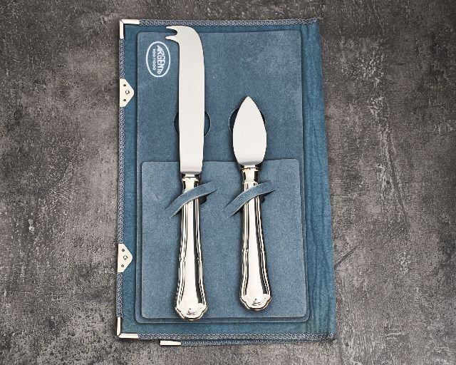 Cheese set silver 36 grammi 2 pieces in baroque style