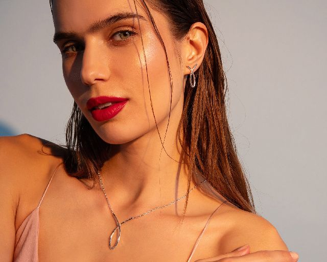 Collana infinity argento