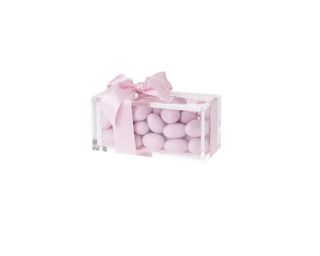 Box with sugared almonds or tenerezze