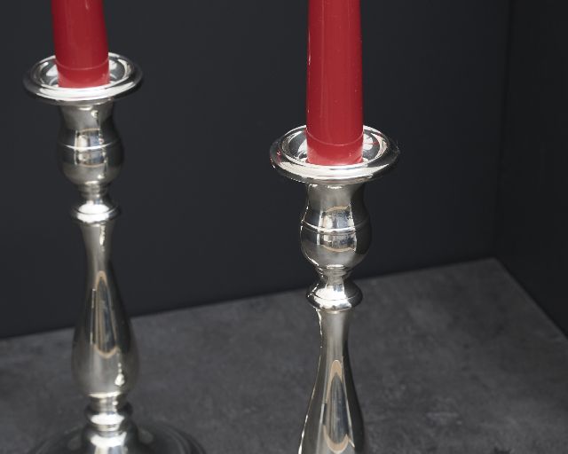 Coppia Di Candelieri Monofiamma Argento In Stile Inglese Usato Ricondizionato Zanolli Vintage 190764 Us0008861