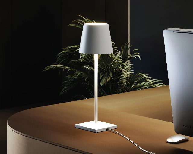 Lampada Da Tavolo Poldina Con Cavo Bianco Opaco Con Cavo Zafferano 189952 978ld0345b3