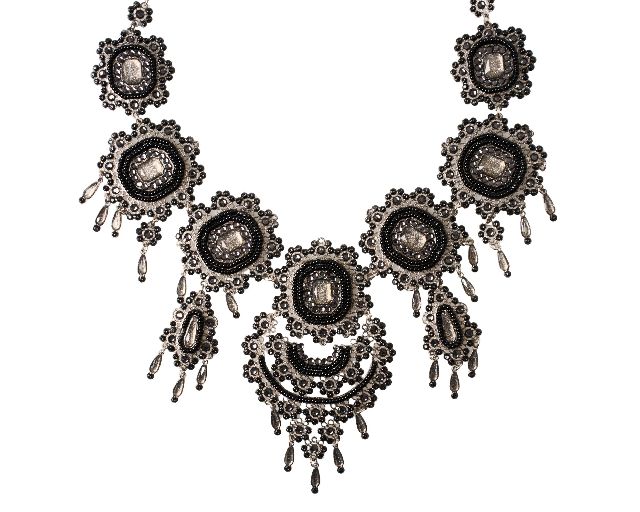 Necklace brass with black rhinestones