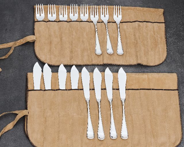 Fish cutlery set silver 856 grammi 16 pieces in english style