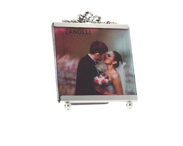 Cornice fiocco argento
