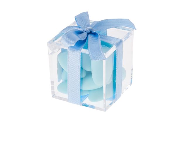 Favor blue sugared almonds and blue ribbon