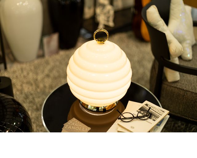 Lampada Da Tavolo Gran Deco Vetro Di Murano Pesca E Lattimo Venini 183769 93184766psla