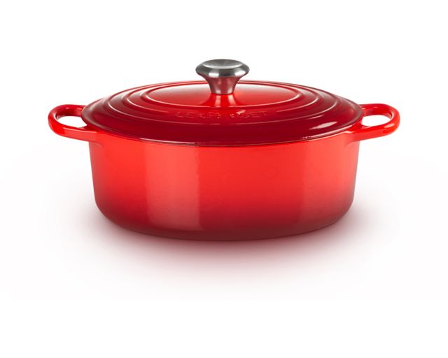 Oval cocotte evolution cast iron cerise
