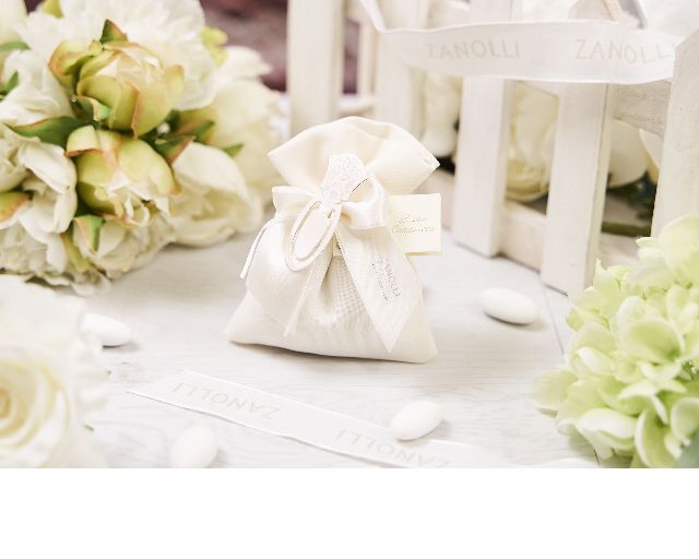 Bookmark communion silver with sugared almonds
