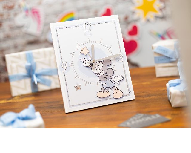 Table clock mickey mouse