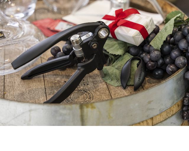 Corkscrew Lm 250 With Foil Cutter Le Creuset